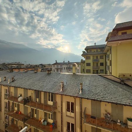 La Casa del Birraio Sondrio Exterior foto