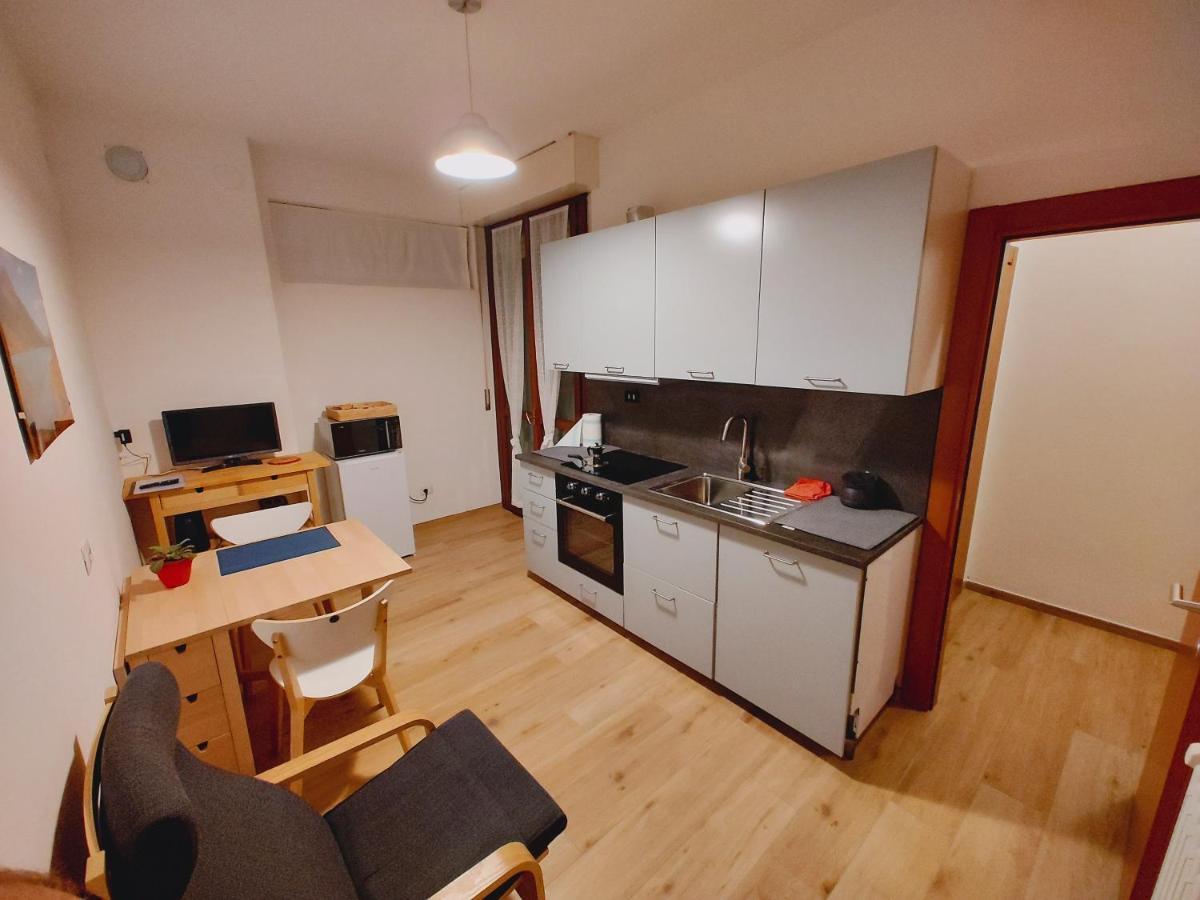 La Casa del Birraio Sondrio Exterior foto